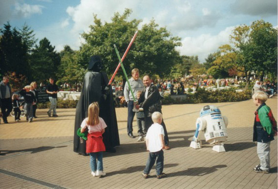 009 573 388 90.jpg