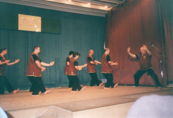 079 569 388 90.jpg
